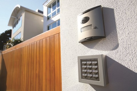 FUZIO3_JanuaryBlog2_HomeSecurity_LagunaBeachCA_image